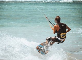activity-surfing